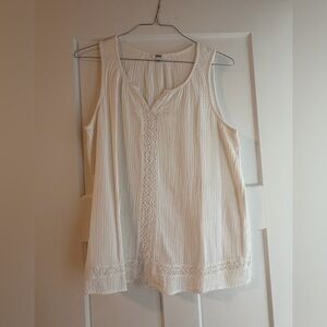 Elegant white Sleeveless Top